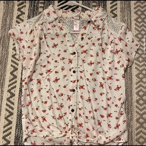 COPY - No Boundaries Floral Tee